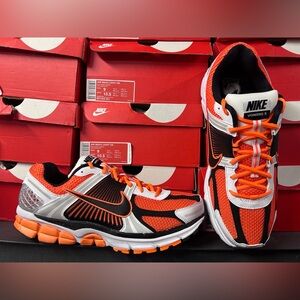 New Nike Vomero 5 Sneakers in Total Orange